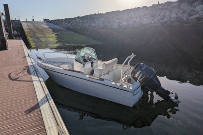 Location Bateau à moteur Jeanneau Cap Camarat La Turballe