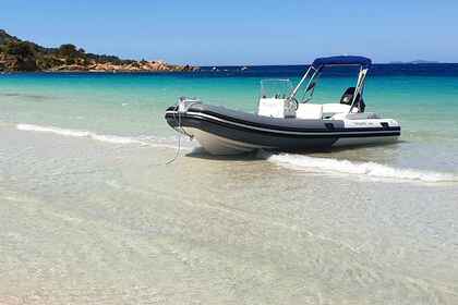 Hire RIB CAPELLI Tempeste 625 Ajaccio