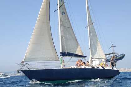 Rental Sailboat Ketch d'expédition Stervenn MK2 Marseille