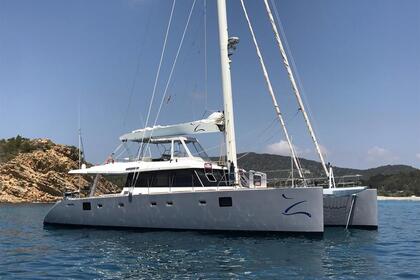 Charter Catamaran Sunreef 62 Z Ibiza Magna