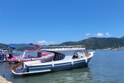 Aluguel Lancha Beneteau Traineira Paraty