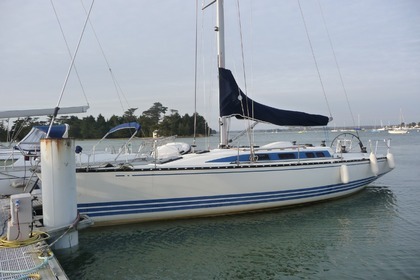 Charter Sailboat X-YACHTS X412 Loctudy