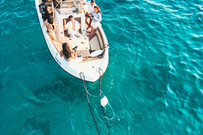 Miete Motorboot Nireus Nireus CL620 St. Paul’s Bay