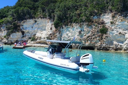 Hyra båt RIB-båt Salpa Soleil 23 Korfu