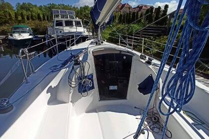 Charter Sailboat Twister Twister 26 Gizycko