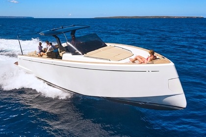 Charter Motorboat Pardo 43 Ibiza