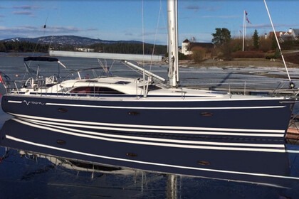 Hire Sailboat  Bavaria 44 Vision Hjellestad