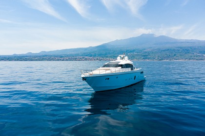 Verhuur Motorjacht Aicon 82 Positano