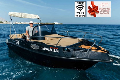 Location Bateau à moteur Nireus Ω53 Elegance Black Edition Santorin