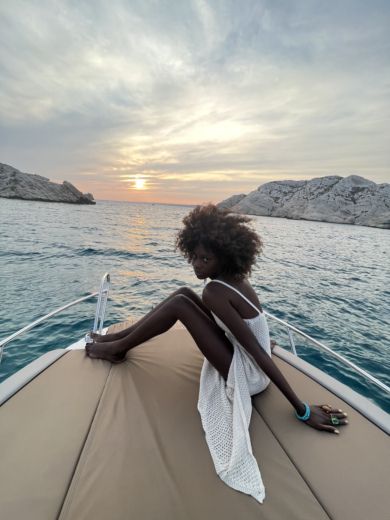 Marseille Motorboat Quicksilver Activ 755 Cruiser alt tag text