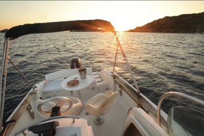 Rental Motorboat Sessa Marine Key largo 22 deck Ajaccio