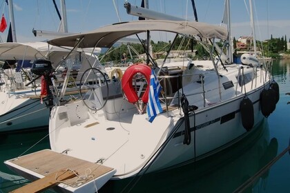 Rental Sailboat Bavaria 37 Cruiser Alimos Marina