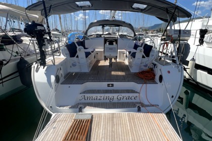 Hire Sailboat Bavaria Yachtbau Bavaria Cruiser 46 - 4 cab. Kaštel Gomilica