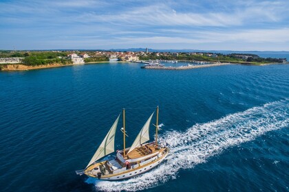 Miete Gulet Custom Made Adriatic Breeze Trajektna Luka Split