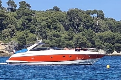 Noleggio Barca a motore Sunseeker predator 56 Antibes