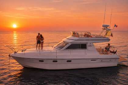 Miete Motorboot FERETTI Fly 34 Cannes