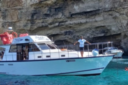 Charter Motorboat Gozo Built Cruiser Saint Paul's Bay