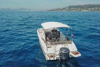 Location Bateau à moteur Jeanneau Cap Camarat 7.5 Wa série 2 Bastia