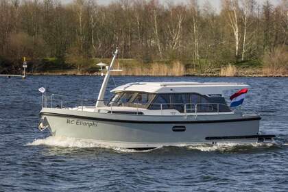 Charter Motorboat Linssen Grand Sturdy 35.0 Sedan Sneek