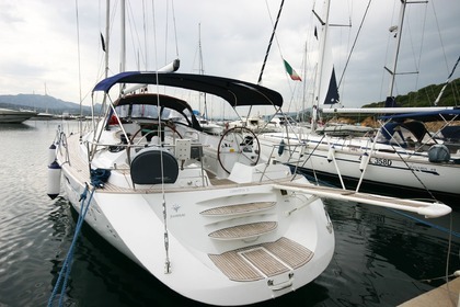 Miete Segelboot JEANNEAU Sun Odyssey 54DS Cugnana Verde