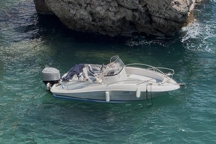 Location Bateau à moteur Brunswick Corporation QuickSilver 555 commander Marseille