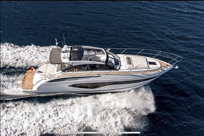 Charter Motorboat Princess V50 Golfe-Juan