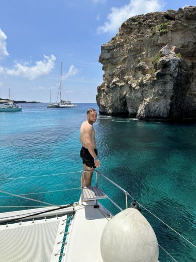 Sliema Catamaran LAGOON LAGOON 440 alt tag text
