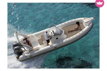 Hire RIB Capelli Capelli Tempest 850 Cogolin