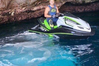 Alquiler Moto de agua Kawasaki ULTRA 31OX Tenerife