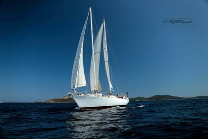 Aluguel Veleiro Etude de Carènes Gallian 20m Bonifacio