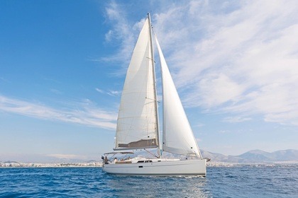 Charter Sailboat Hanse Hanse 430 Pireas