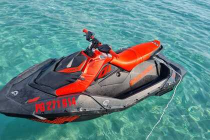 Rental Jet ski Seadoo Seadoo spark up 90 trixx Pula