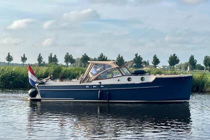 Charter Motorboat PTS 26 Nes