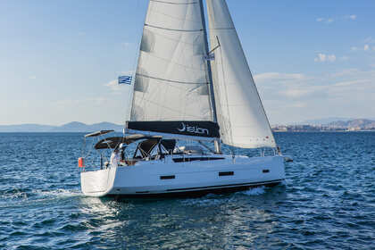 Hire Sailboat Dufour Yachts Dufour 430 Skradin