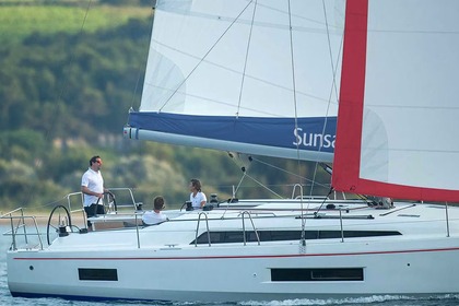 Rental Sailboat  Sunsail 42 Road Town