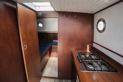 Miete Motorboot Friese motortjalk motortjalk 1100 Leeuwarden