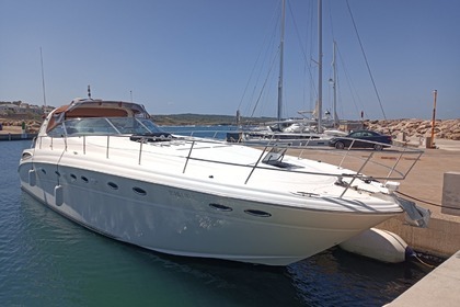 Hire Motorboat Sea Ray 510DA Port de Pollença