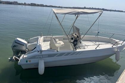 Location Bateau sans permis  MANNINO STYLE 520 Syracuse