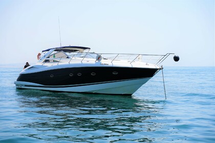 Verhuur Motorboot SUNSEEKER PORTOFINO 53 Quarteira
