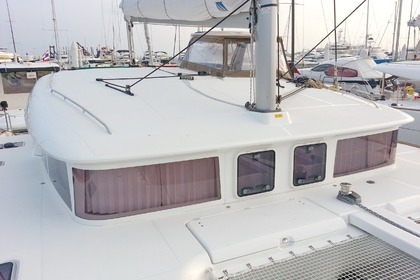 Rental Catamaran Lagoon Lagoon 400 S2 Phuket