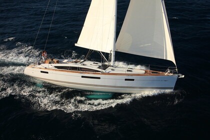 Rental Sailboat JEANNEAU 53 Portisco