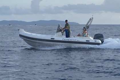 Miete RIB Capelli Tempest 600 Ajaccio