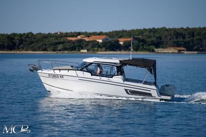 Charter Motorboat Jeanneau Merry Fisher 795 Punat