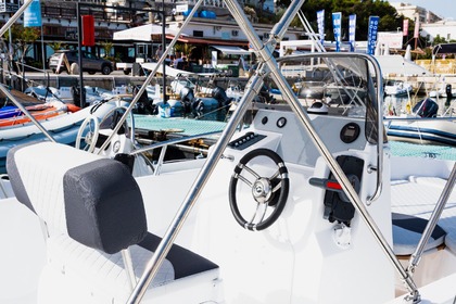 Miete Boot ohne Führerschein  Gruppo Mare Pholas 18 Vieste