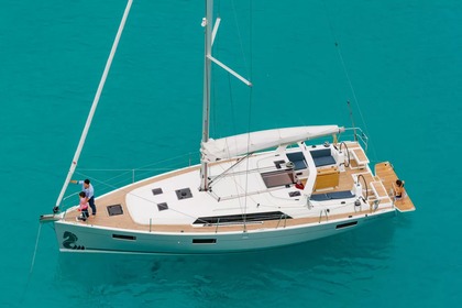 Charter Sailboat Beneteau Oceanis 41.1 Dénia