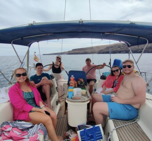 Lanzarote Sailboat Bavaria Bavaria 44 AC DEEP KEEL alt tag text