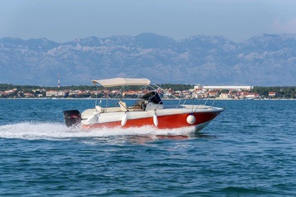 Verhuur Motorboot Custom Hm 22 fly Rogoznica