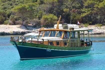 Charter Motorboat CA Tiho Zadar