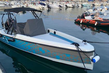 Charter Motorboat SAXDOR 220 La Spezia