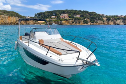 Miete Motorboot 4 FLYER 8 SUNDECK - ALBATROS Bandol